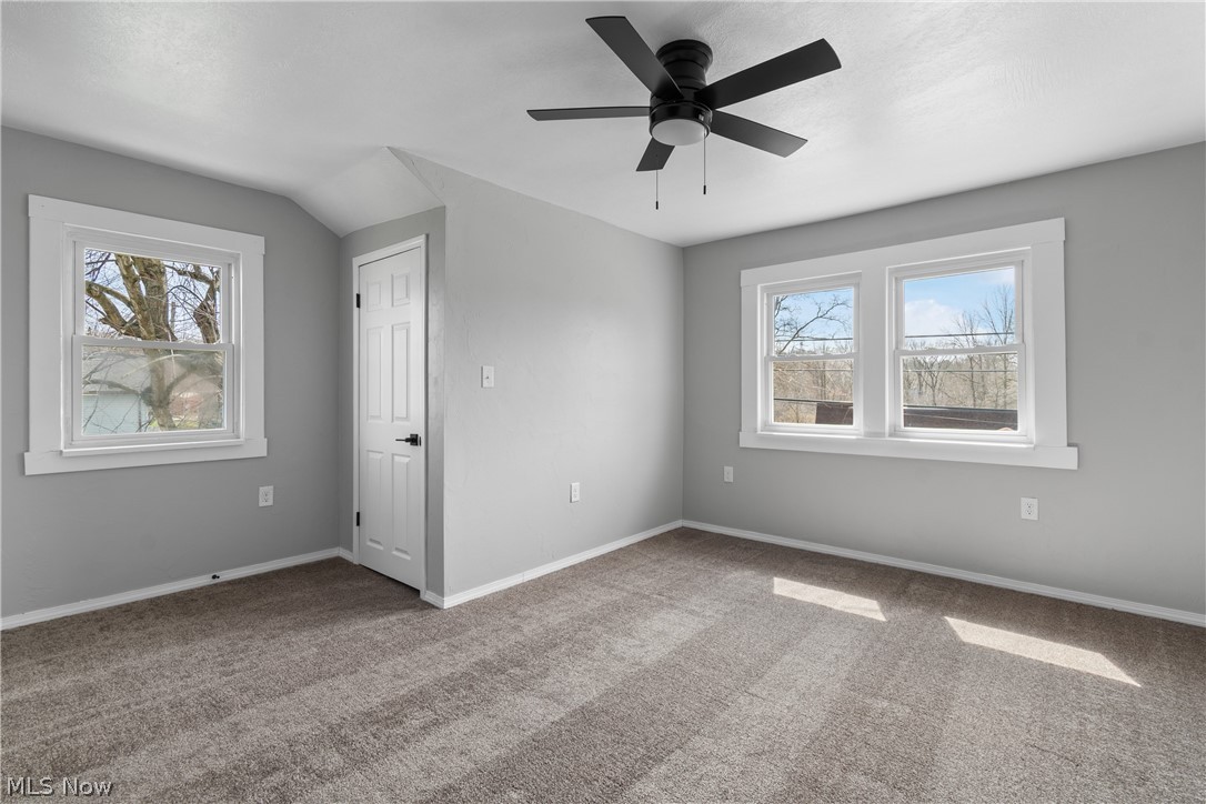 Village/Navarre - Residential