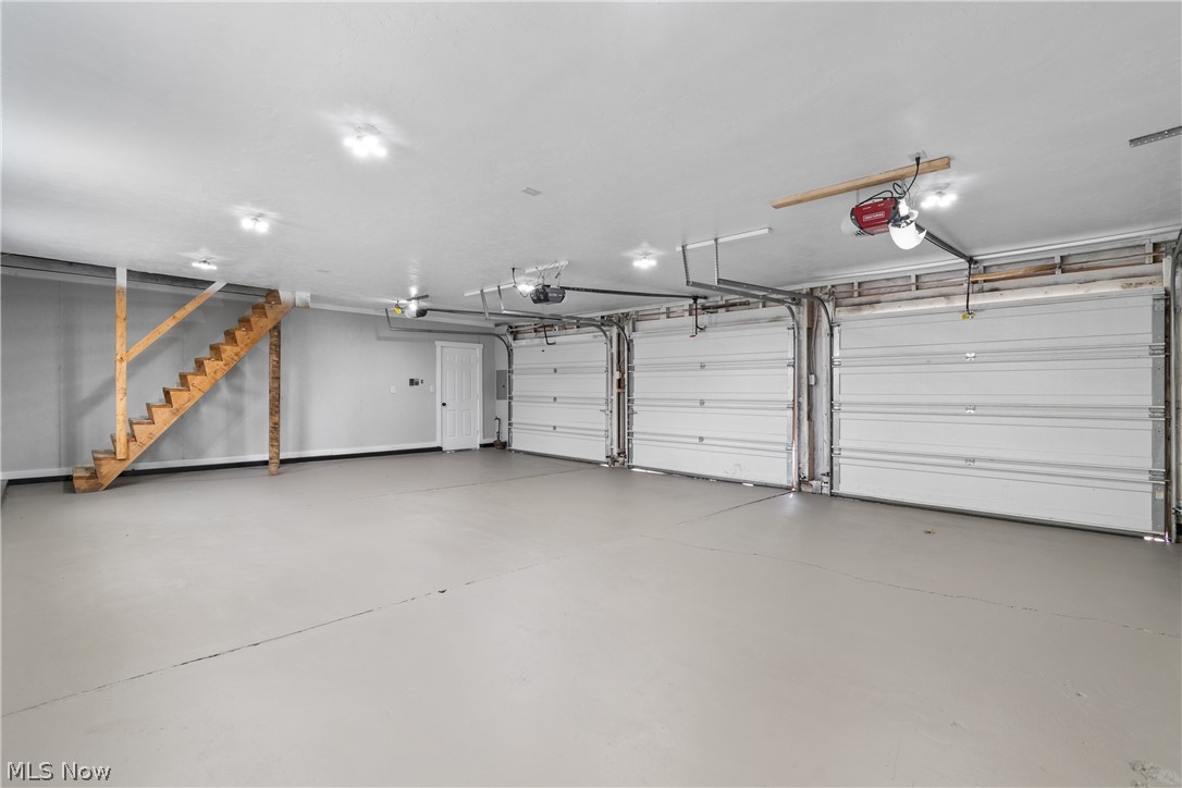 Village/Navarre - Residential