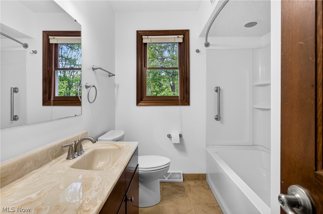 Trumbull - Residential