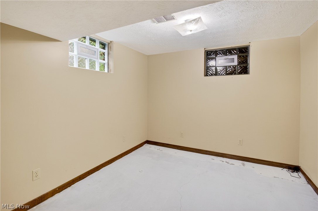 Trumbull - Residential