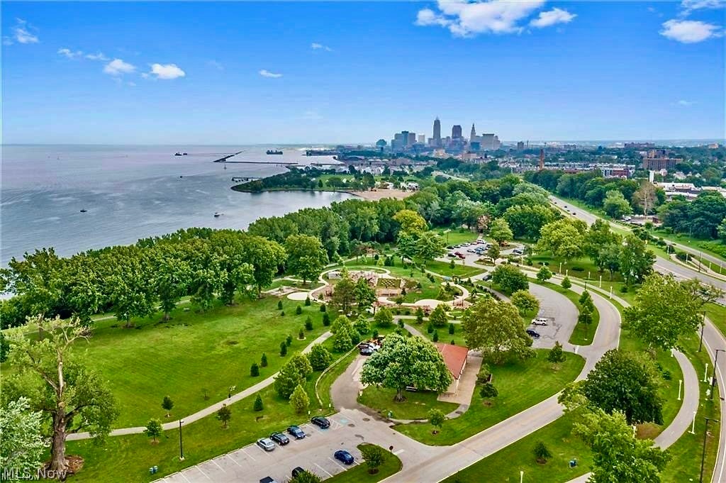 95 Lake Sub - Residential