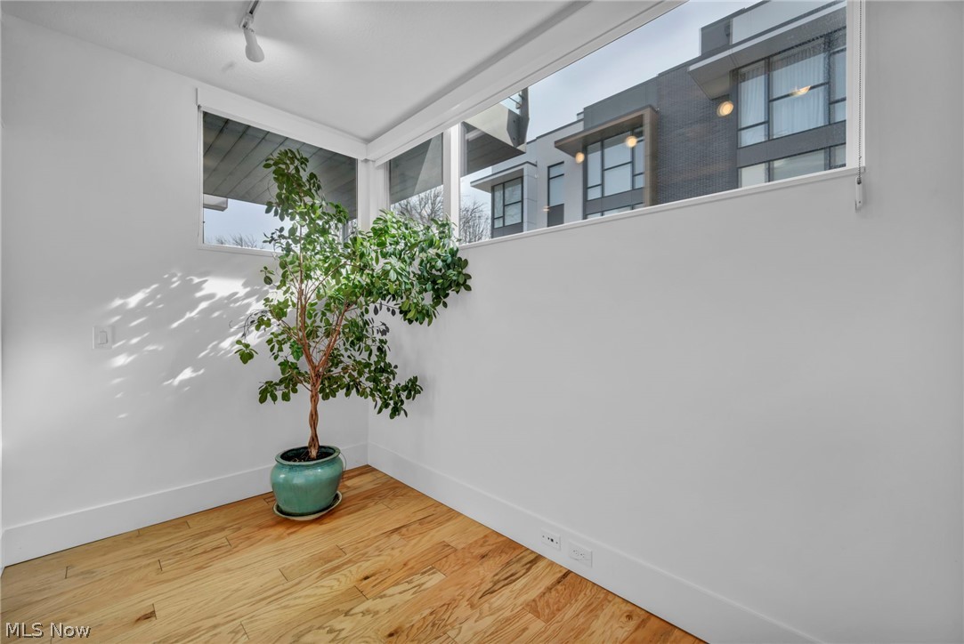 95 Lake Sub - Residential