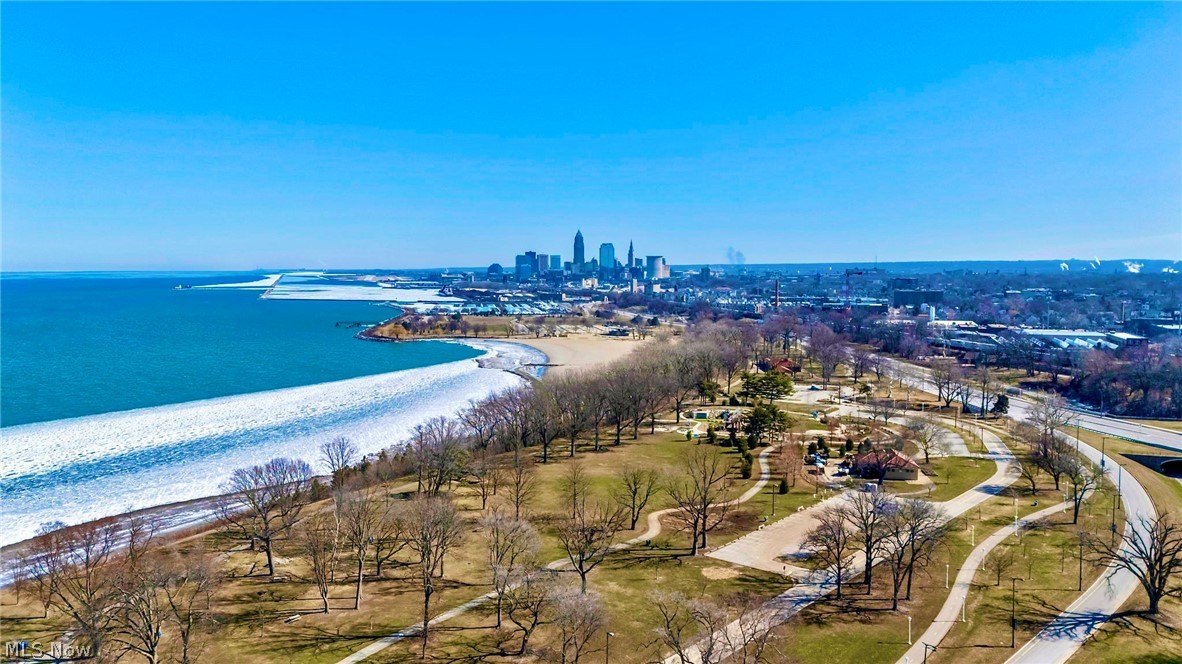 95 Lake Sub - Residential