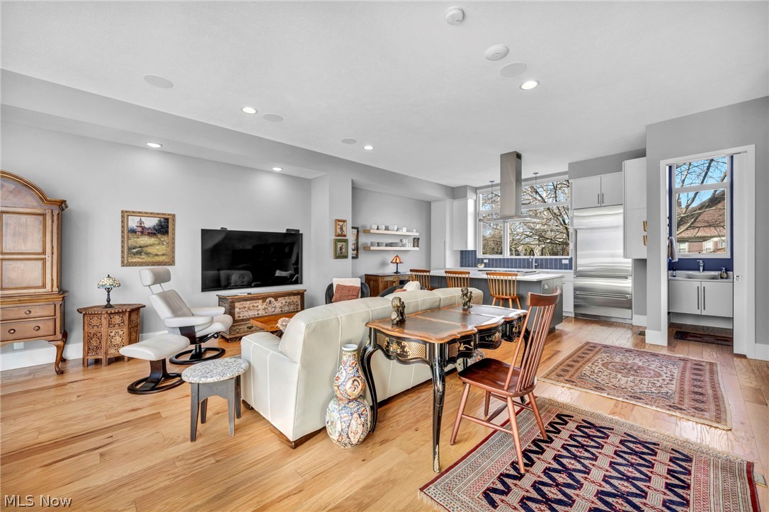 95 Lake Sub - Residential