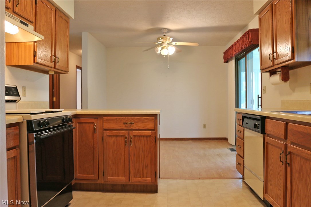 Country Club Estates - Residential