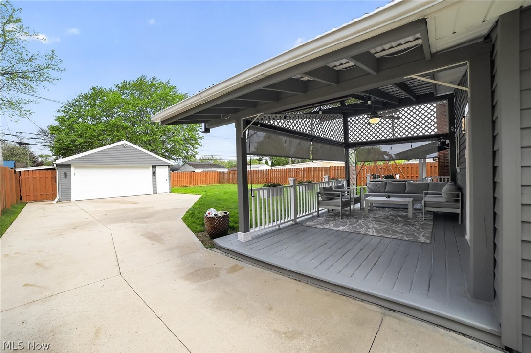 Acreage Golden Gate Estates - Residential