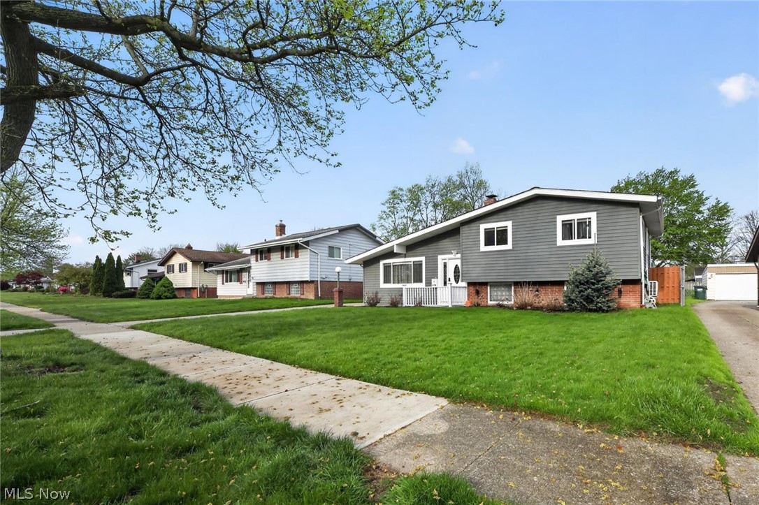 Acreage Golden Gate Estates - Residential