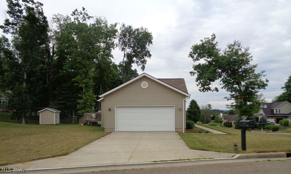 Hunters Green 03b - Residential