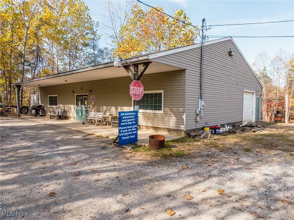 Photo of 4502 Belden Drive, Uhrichsville, OH 44683 (MLS # 5168064)