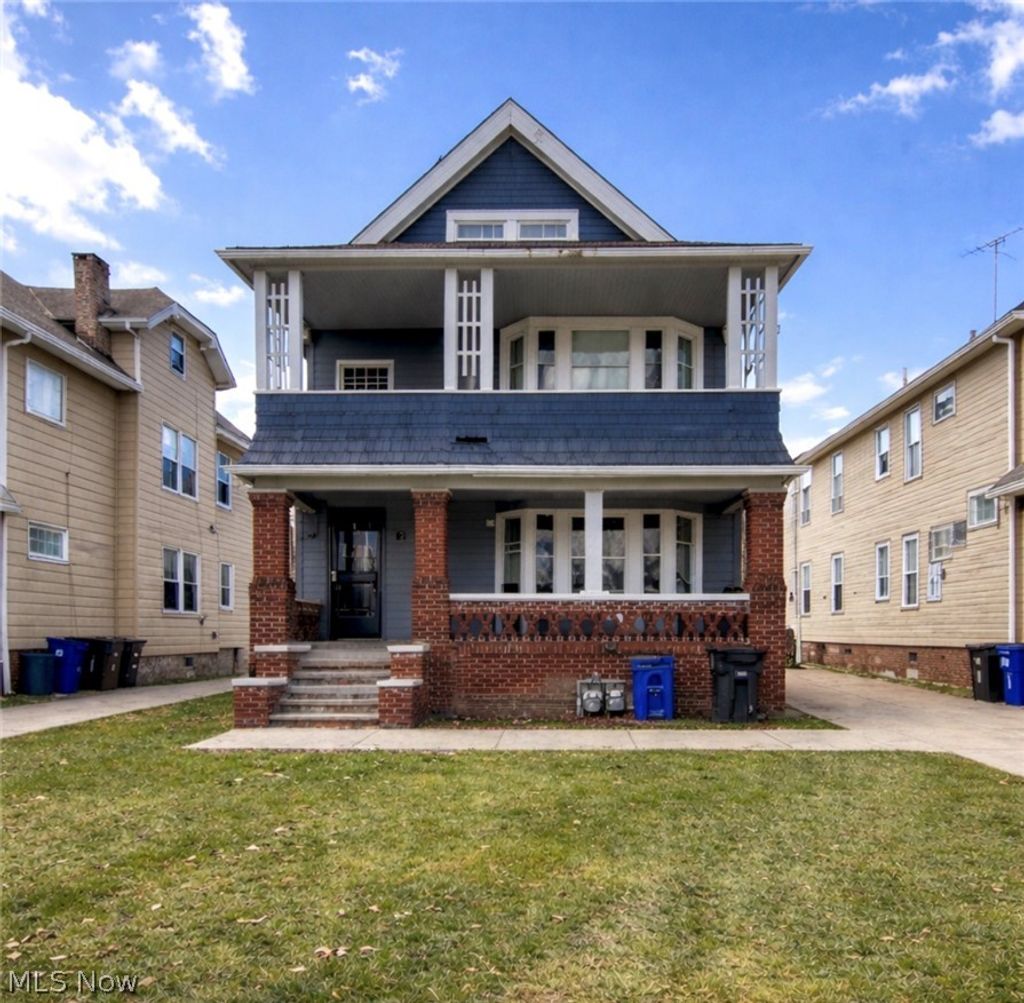 Photo of 892 Paxton Road, Cleveland, OH 44108 (MLS # 5191533)