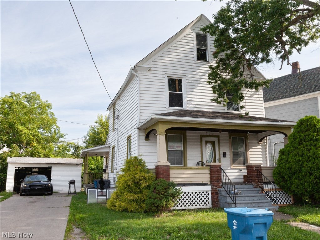 700 W 17th Street