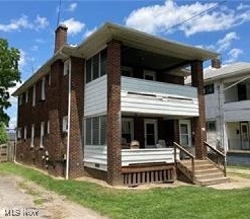 Selling as a package 4 duplexes in Youngstown:  116-118 Hilton,  188 Clarencedale, 371-373 Potomac and 131-133 Ravenwood.   All are up/down duplexes.  Separate utilities.  Fully occupied except for 2 units
.