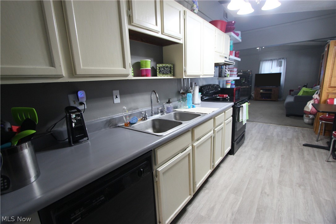 Eaton Homes - Residential