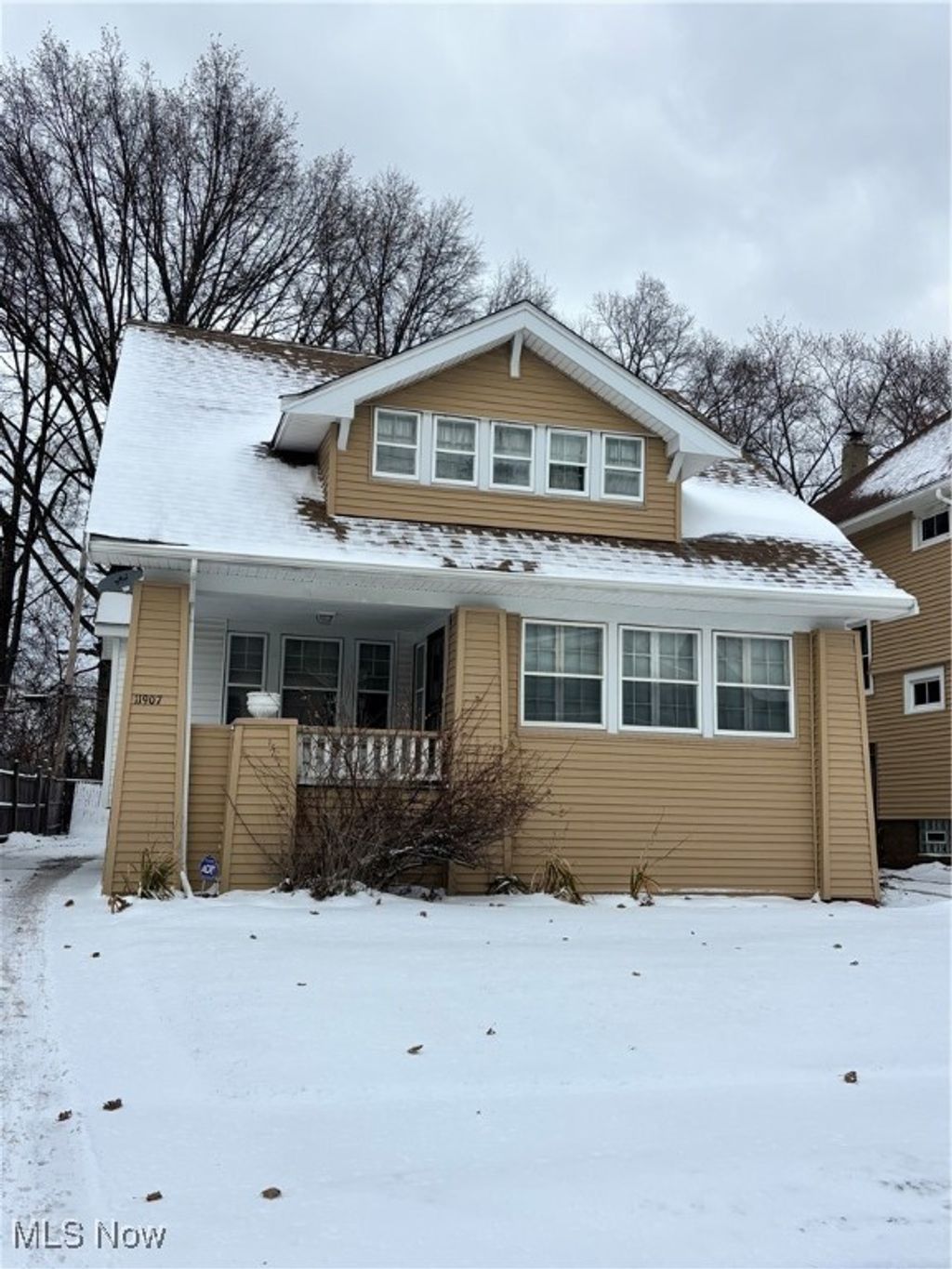 Photo of 11907 Mount Overlook Avenue, Cleveland, OH 44120 (MLS # 5178452)