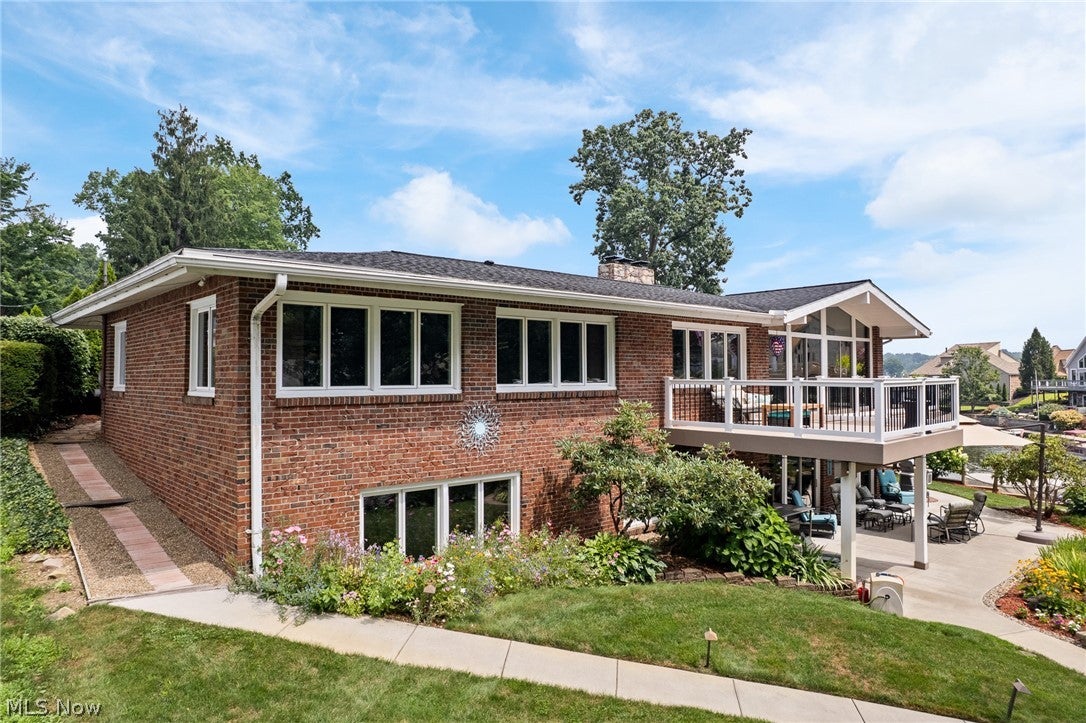 114 Lake Front Drive