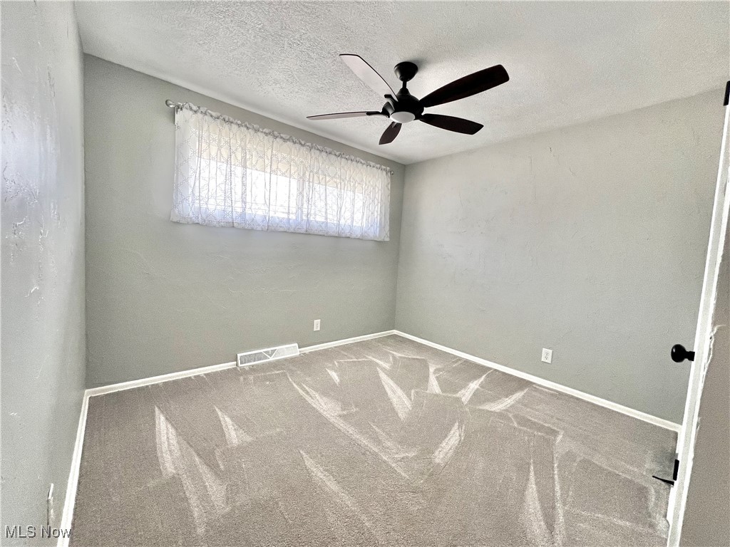 1371 17th Street, Massillon, Ohio image 12