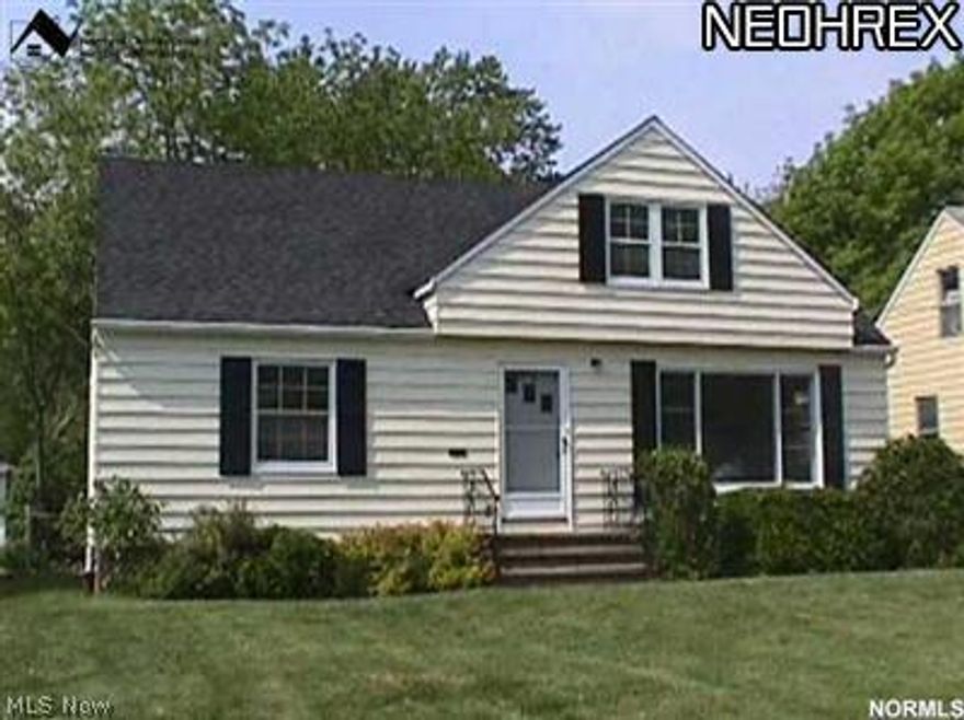 Dramatic Price Reduction and professinally staged. Freshly painted, new carpeting and much more....Revised pictures just posted.  3 bedroom bungalow with oversized 2.5 car garage situated on a deep private wooded lot.....New hot water tank july 2015.... Nicely landscaped and well maintained home.  All appliances included. washer and dryer 2012. Newer vinyl replacement windows. Move right in condition !!! PRICED TO SELL NOW!!!