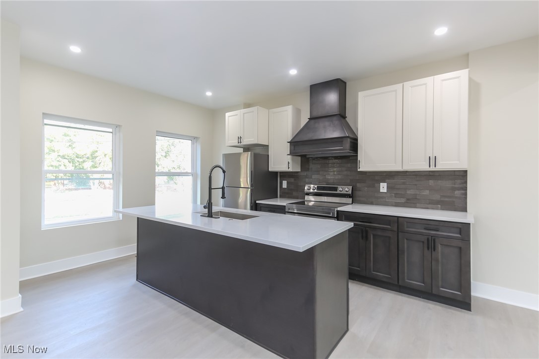 Unmatched Opportunity Near Case Western! | 1653 E 118th St, Cleveland, OH 44106
Completely renovated from top to bottom with no detail spared, this stunning unit features the highest-end finishes
throughout, modern flooring, designer kitchen with premium appliances, sleek bathrooms, and energy-efficient
systems. Every inch of this property has been thoughtfully redesigned to meet today's expectations for luxury, comfort,
and low-maintenance living.
Located just minutes from Case Western Reserve University, the Cleveland Clinic, and University Hospitals, this home is
ideally positioned for high-demand rental or turnkey ownership. Whether you're an investor or owner-occupant, this
is a rare find.
Even better! This is 1 of 3 fully renovated units available from the seller. Buy one or acquire all three to create a
powerful investment portfolio in one of Cleveland's most sought-after rental corridors.
Don't miss your chance to own a slice of University Circle at its finest. Opportunities like this are incredibly rare!
Schedule your showing today!