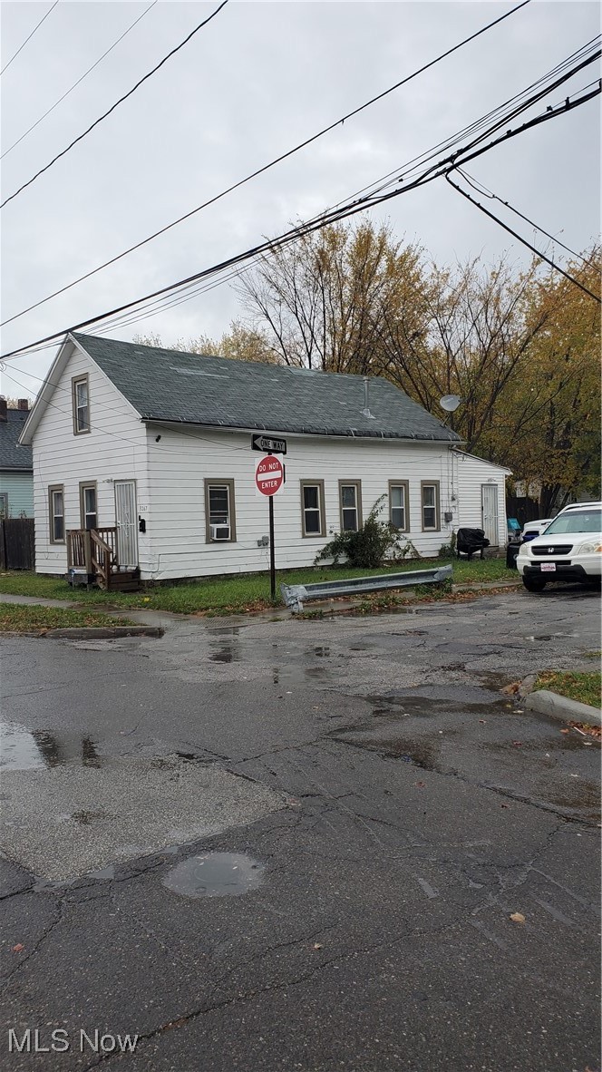 Benedict & Roots - Residential Income