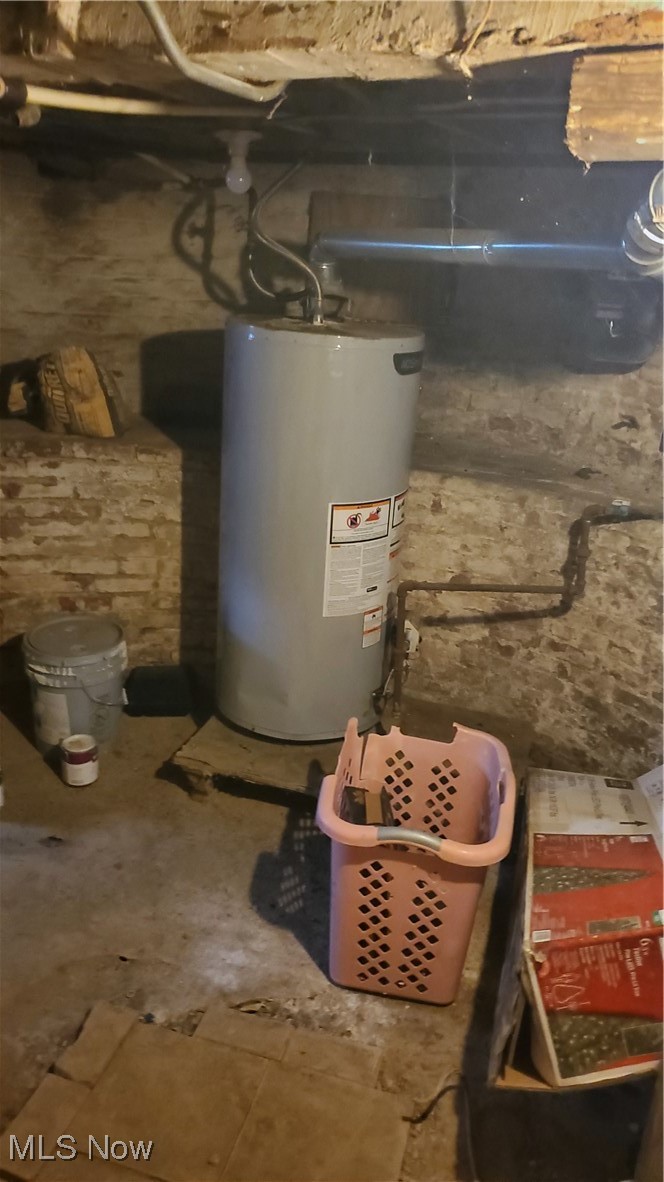 Benedict & Roots - Residential Income