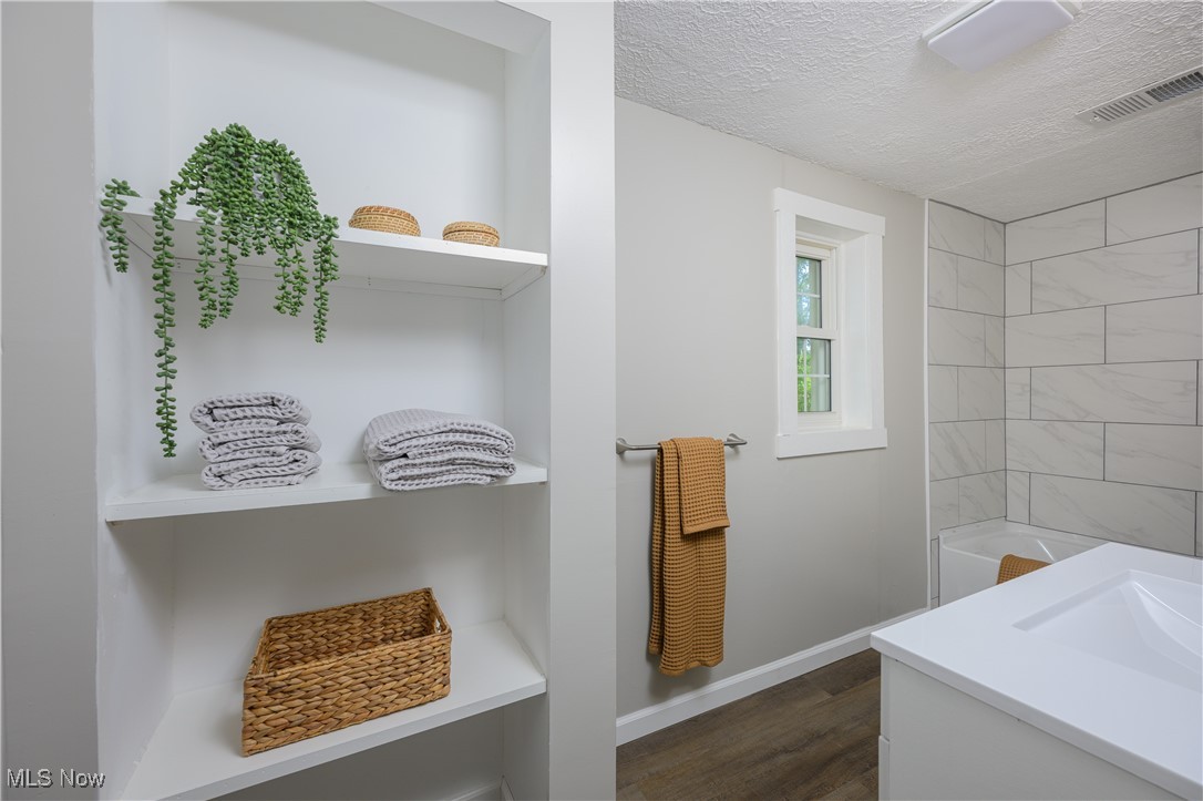 Barb Homestead - Residential