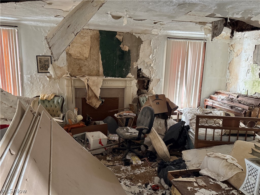 16321 Stockbridge Avenue