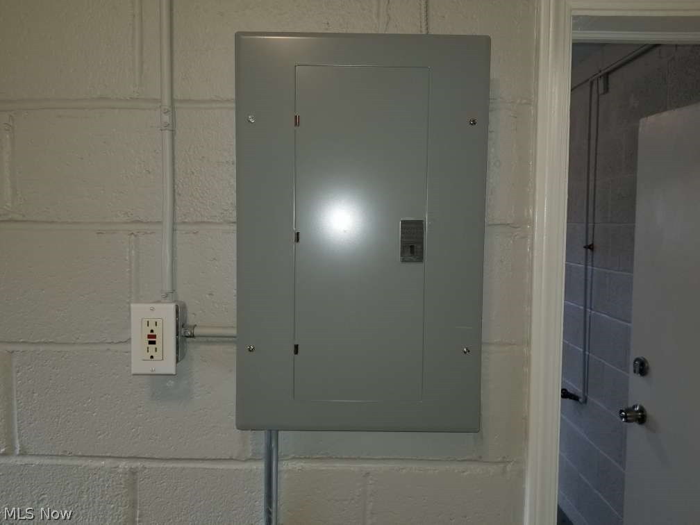 Broadfield Sub/W H Telling - Residential