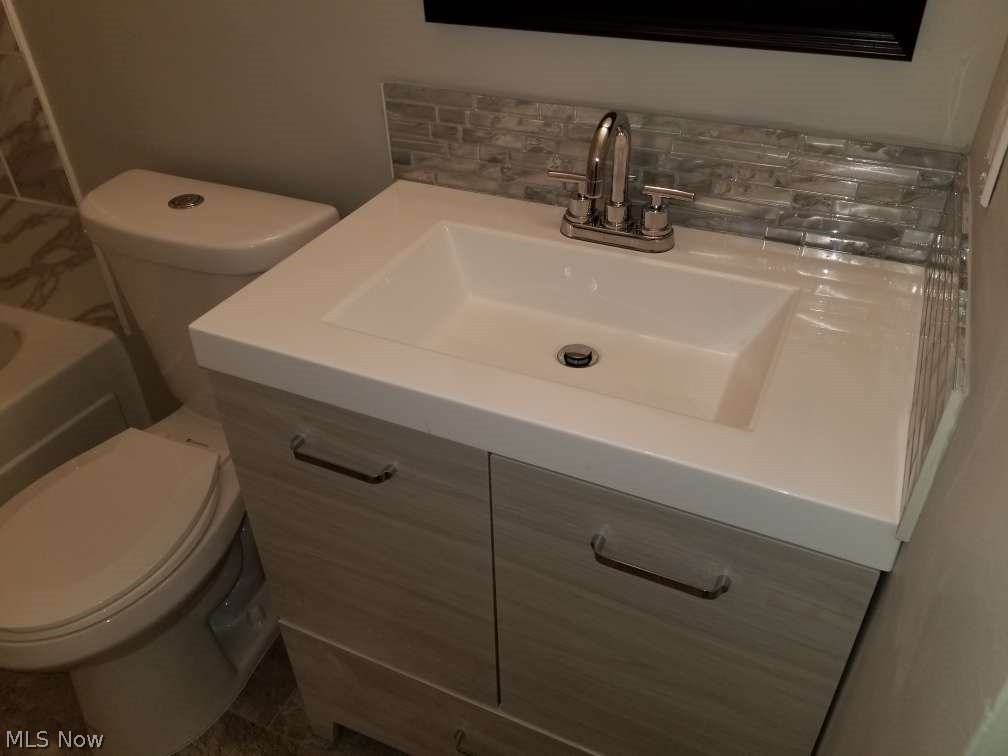 Broadfield Sub/W H Telling - Residential