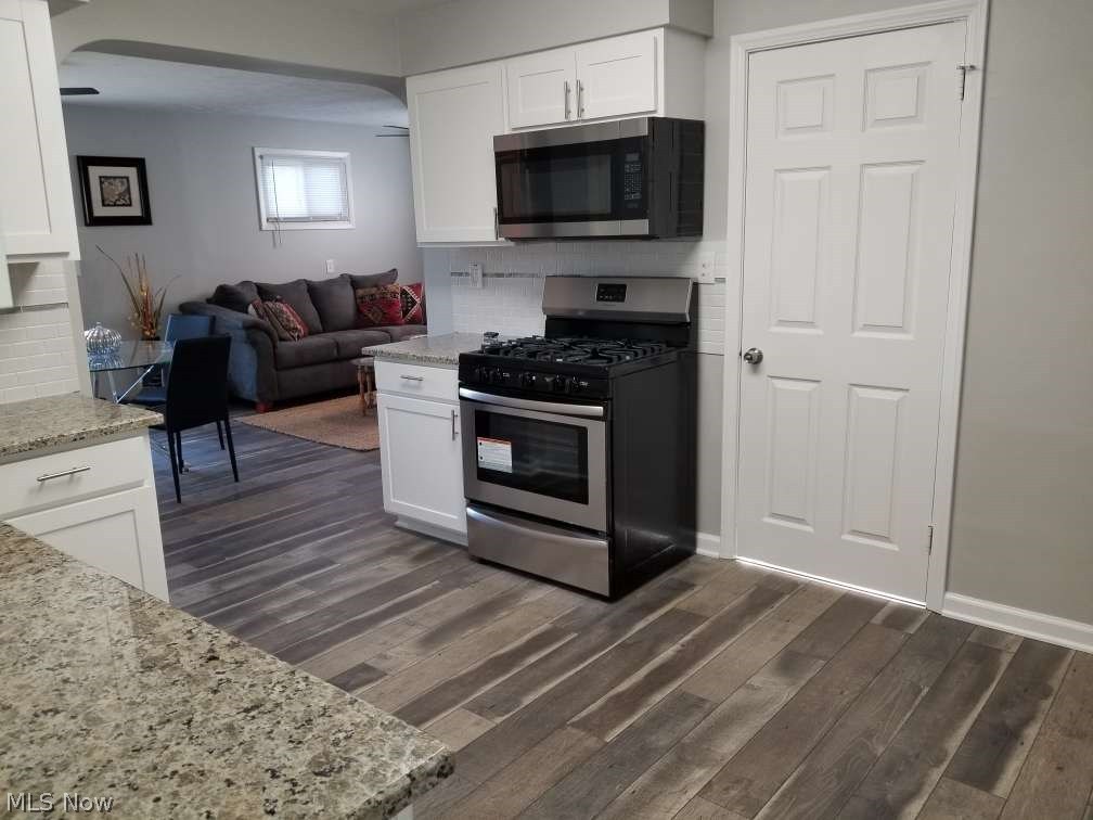 Broadfield Sub/W H Telling - Residential