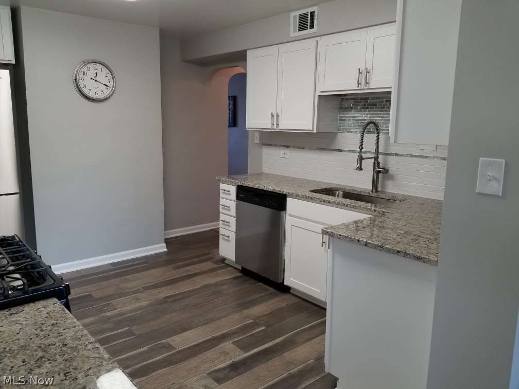 Broadfield Sub/W H Telling - Residential