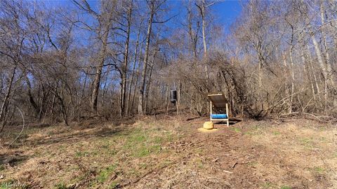 Tiny photo for 0 Clem Garvin Road, Caldwell, OH 43724 (MLS # 5195956)