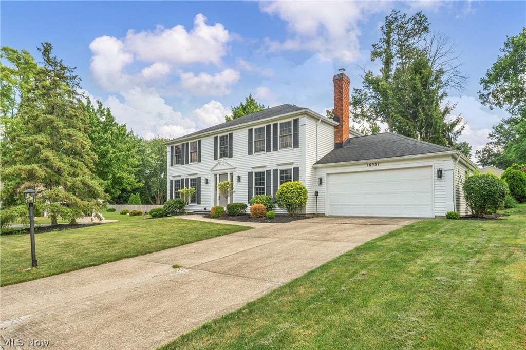 Photo of 16531 Timberline Drive, Strongsville, OH 44136 (MLS # 5225605)