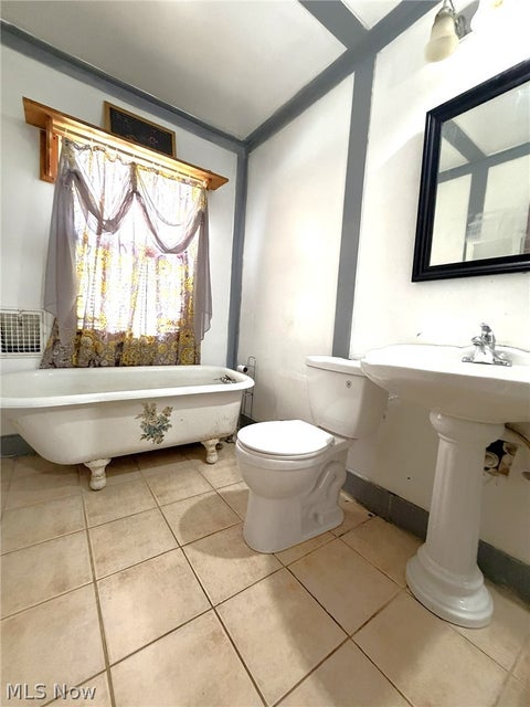 Tiny photo for 3798 W 38th Street, Cleveland, OH 44109 (MLS # 5240737)