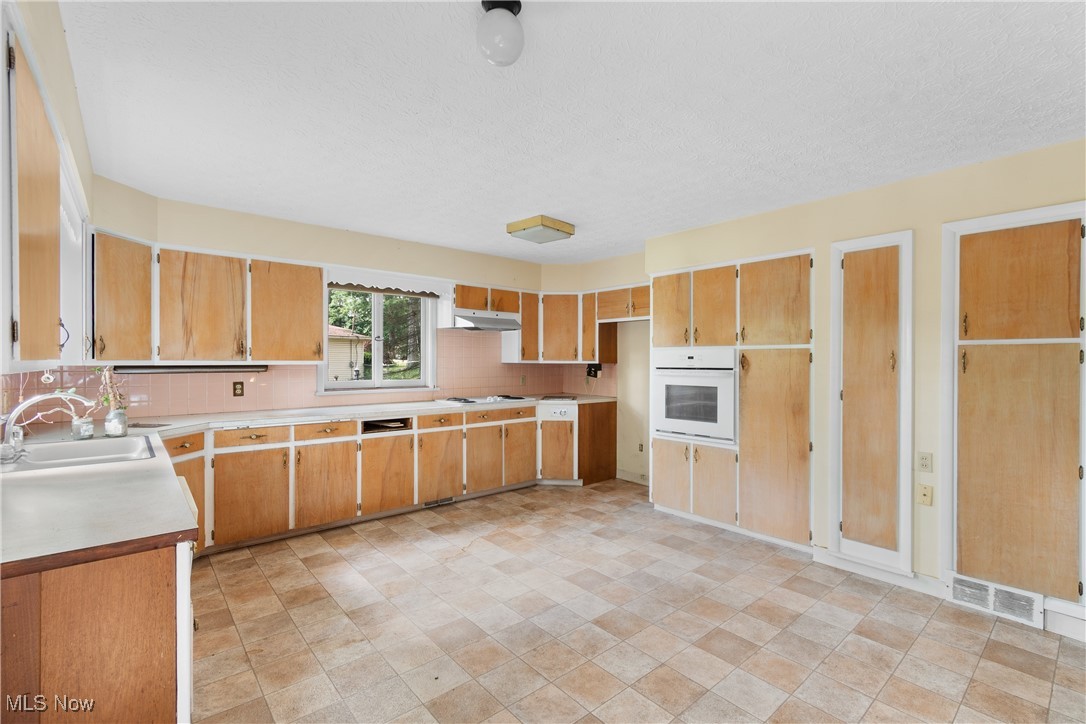 A J Heiman Sub/1st Add - Residential