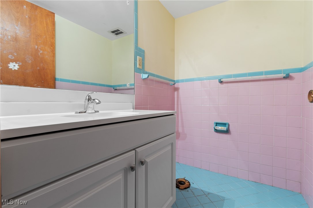 A J Heiman Sub/1st Add - Residential