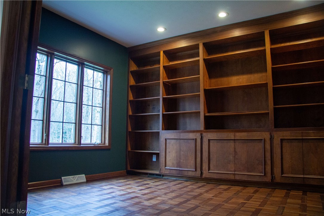 8215 Whispering Pines Drive