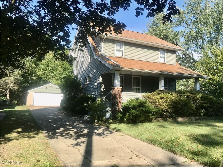 Hey there! Looking for a cozy and welcoming home in Youngstown? Check out this lovely colonial at 3528 Shirley Rd! Built in 1921, it’s packed with character. You’ll love the 3 comfy bedrooms, the spacious living room for family gatherings, and the cute kitchen that’s just right for home-cooked meals. With brand new central air to keep you cool and a 2-car garage for all your storage needs, this place has it all. Other updates include: new Rheem furnace 2024, Rheem hot water tank 2023, roof 2022, siding and gutters 2015, brand new garage door just installed by D&R Garage Doors Plus.  Plus, it’s on a big 1.03-acre lot—plenty of space for outdoor fun! Check out the creek at the back of the property!  The convenience of the city with your own oasis.  Brand new garage door just installed.