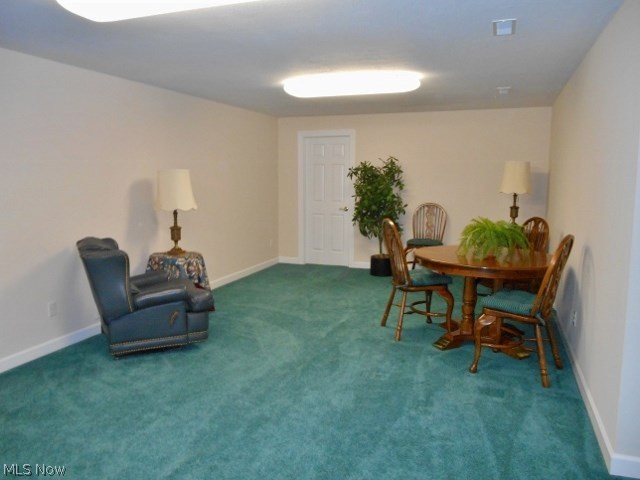 Hamlets Glenmoor Condo - Residential