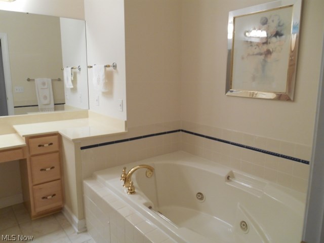 Hamlets Glenmoor Condo - Residential