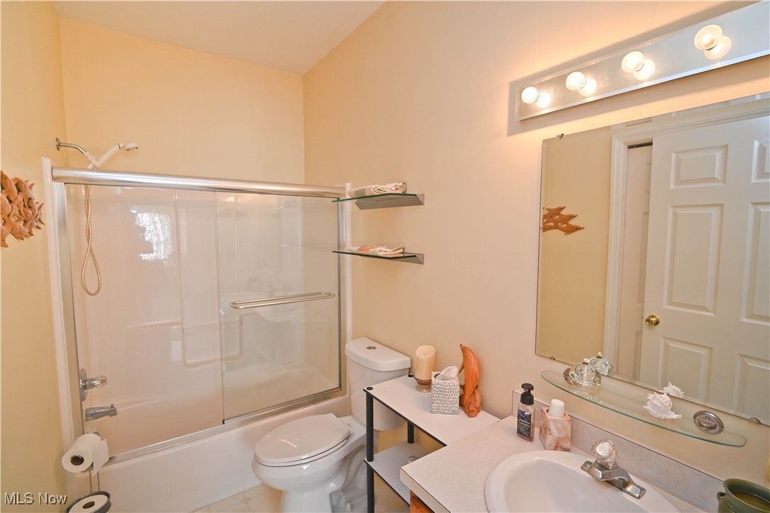 Woodland Chase Eastwood Condo - Residential