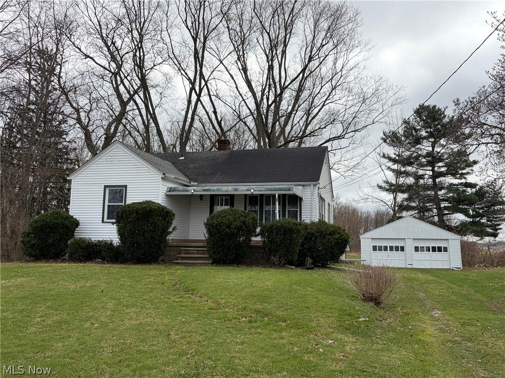 Photo of 41345 Griswold Road, Elyria, OH 44035 (MLS # 5210648)