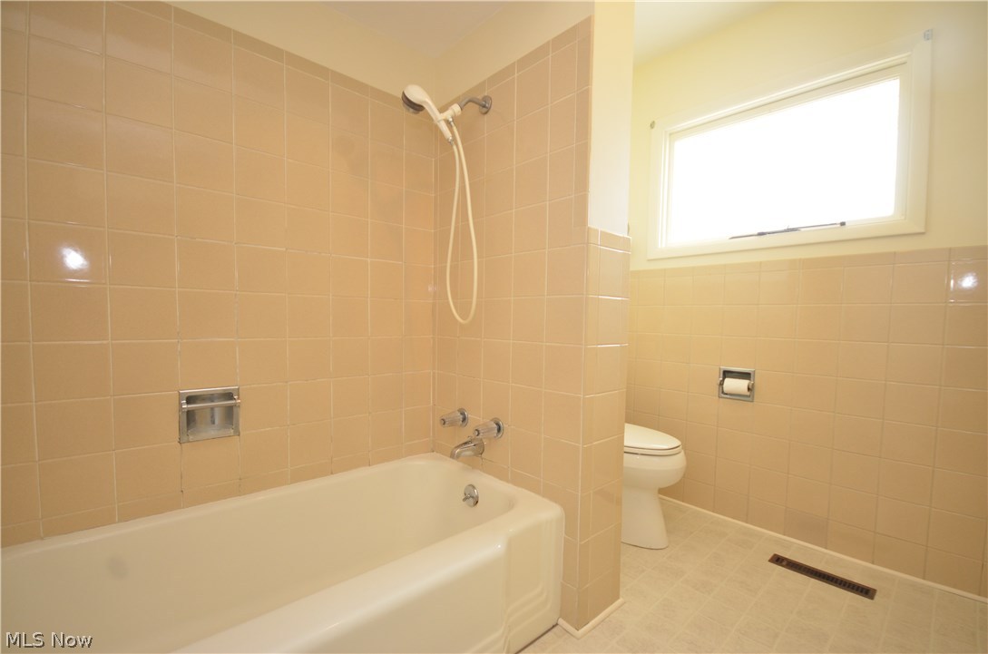 Cambrian Hills Sub - Residential