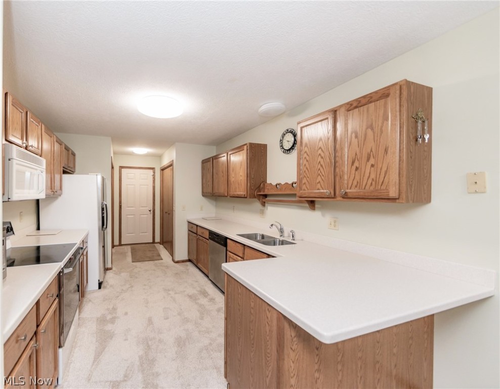 Villas/Buckingham Gate Condo - Residential