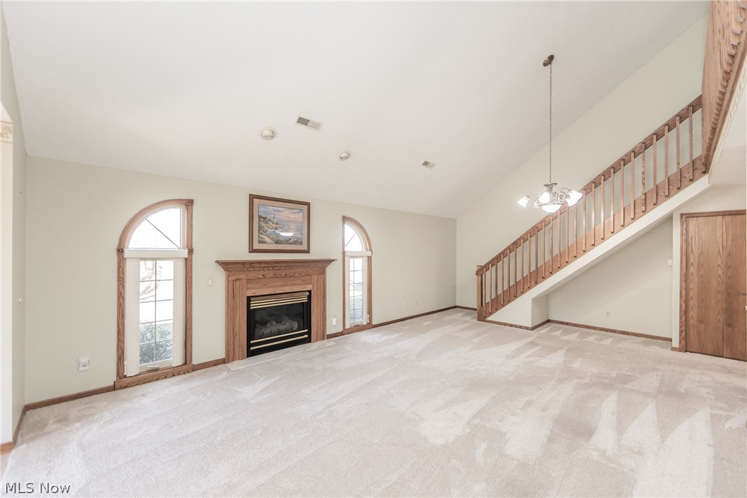 Villas/Buckingham Gate Condo - Residential