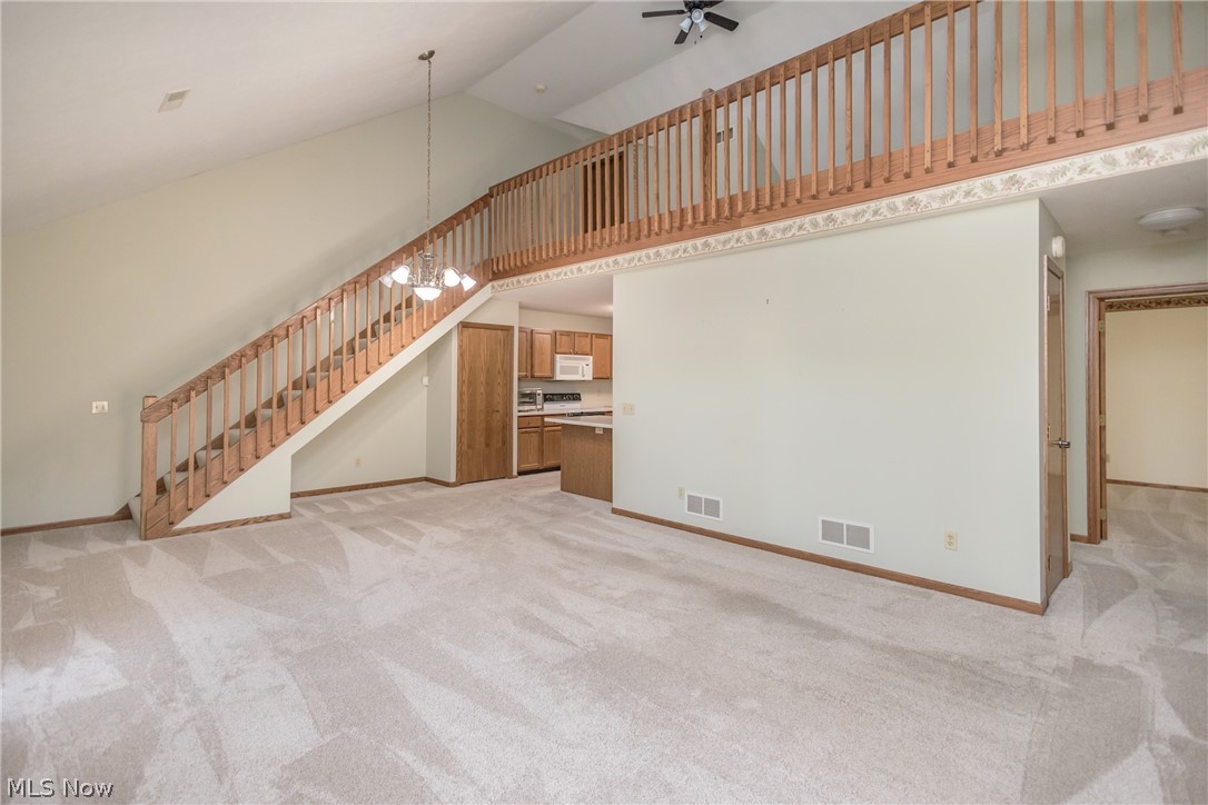 Villas/Buckingham Gate Condo - Residential