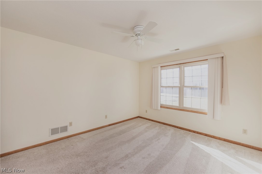 Villas/Buckingham Gate Condo - Residential