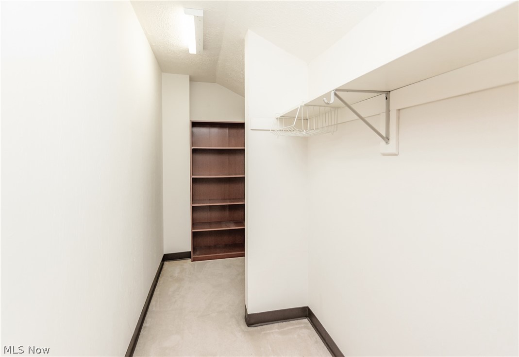 Villas/Buckingham Gate Condo - Residential