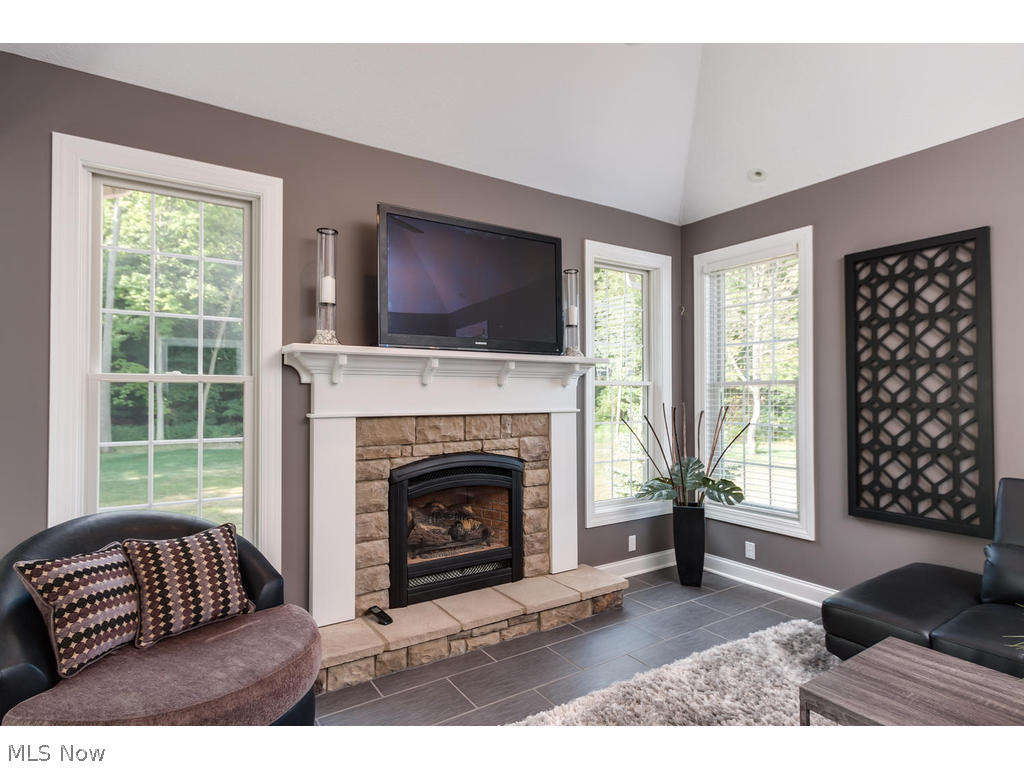 Colonial Hills - Residential