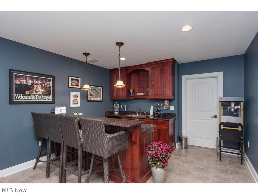 Colonial Hills - Residential