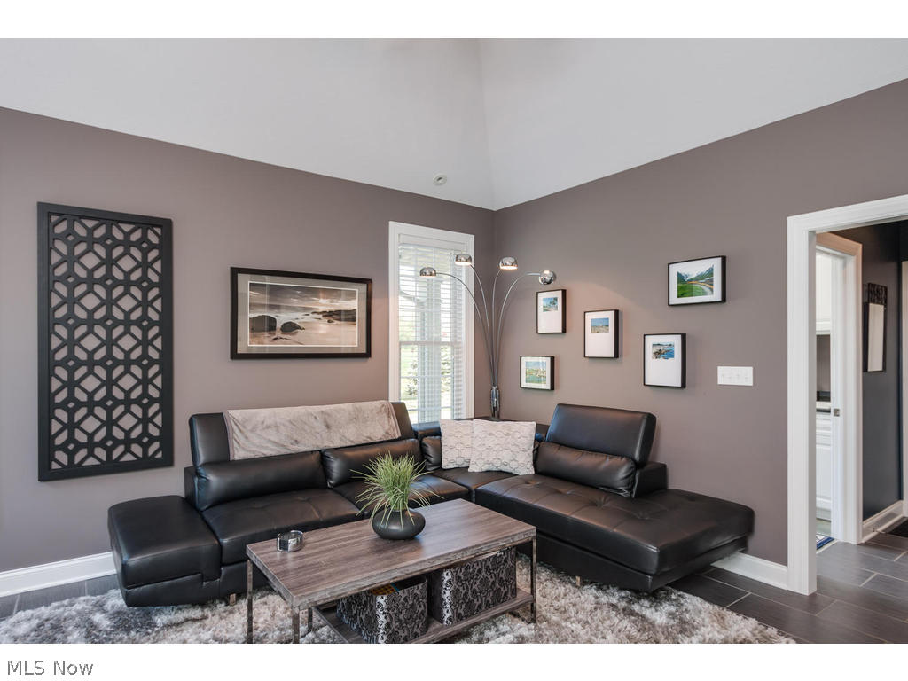 Colonial Hills - Residential